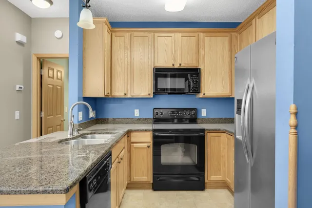 $239,900 | 6604 Pine Crest Trail South, Cottage Grove, MN 55016