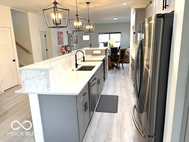 $439,900 | 401 Sanders Street, Indianapolis, IN 46225