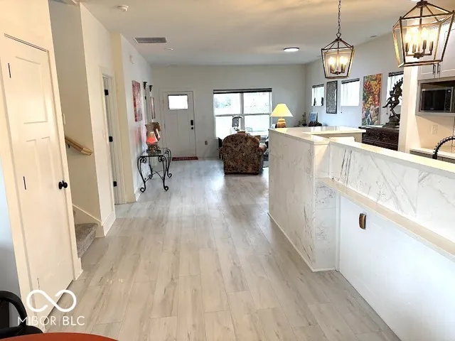 $439,900 | 401 Sanders Street, Indianapolis, IN 46225