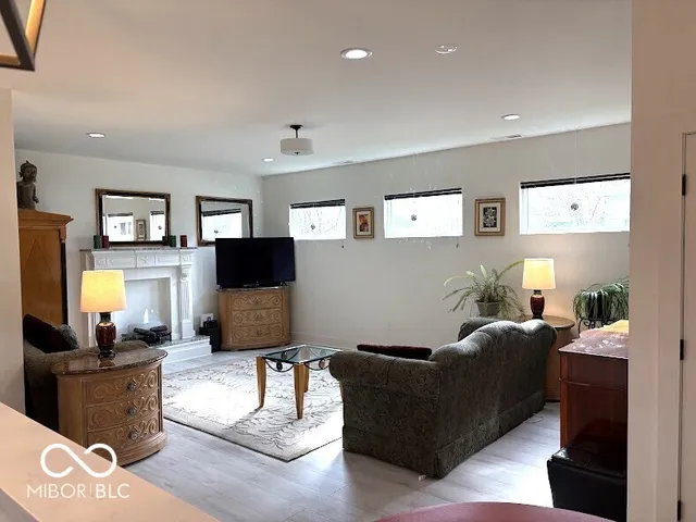 $439,900 | 401 Sanders Street, Indianapolis, IN 46225