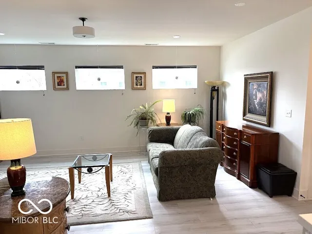 $439,900 | 401 Sanders Street, Indianapolis, IN 46225