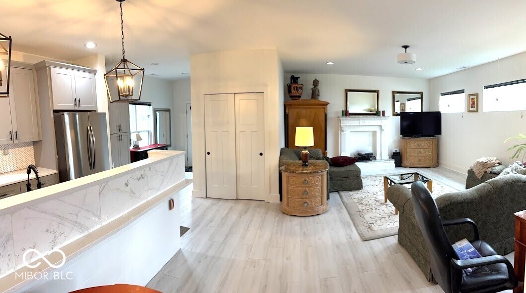 401 Sanders Street Indianapolis, IN 46225 - Photo 6 of 36