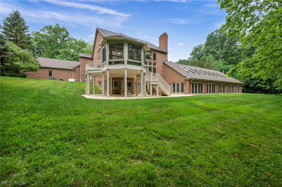 7282 Pinehill Road Painesville, OH 44077 - Photo 6 of 48