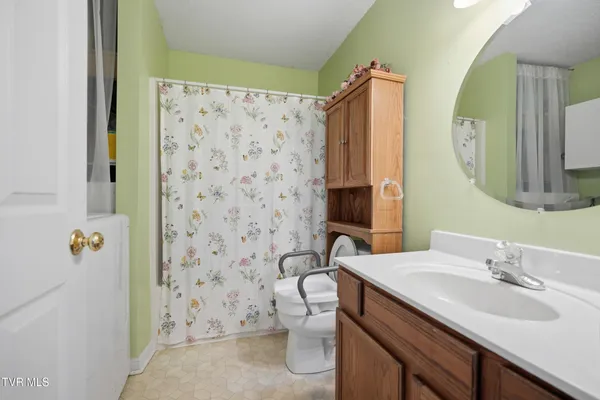 $199,000 | 25 Boone Hill Court, Unit 25, Gray, TN 37615