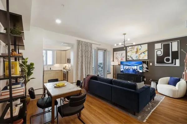 $1,717 | 1317 Post Oak Park Drive, Unit 154, Houston, TX 77027