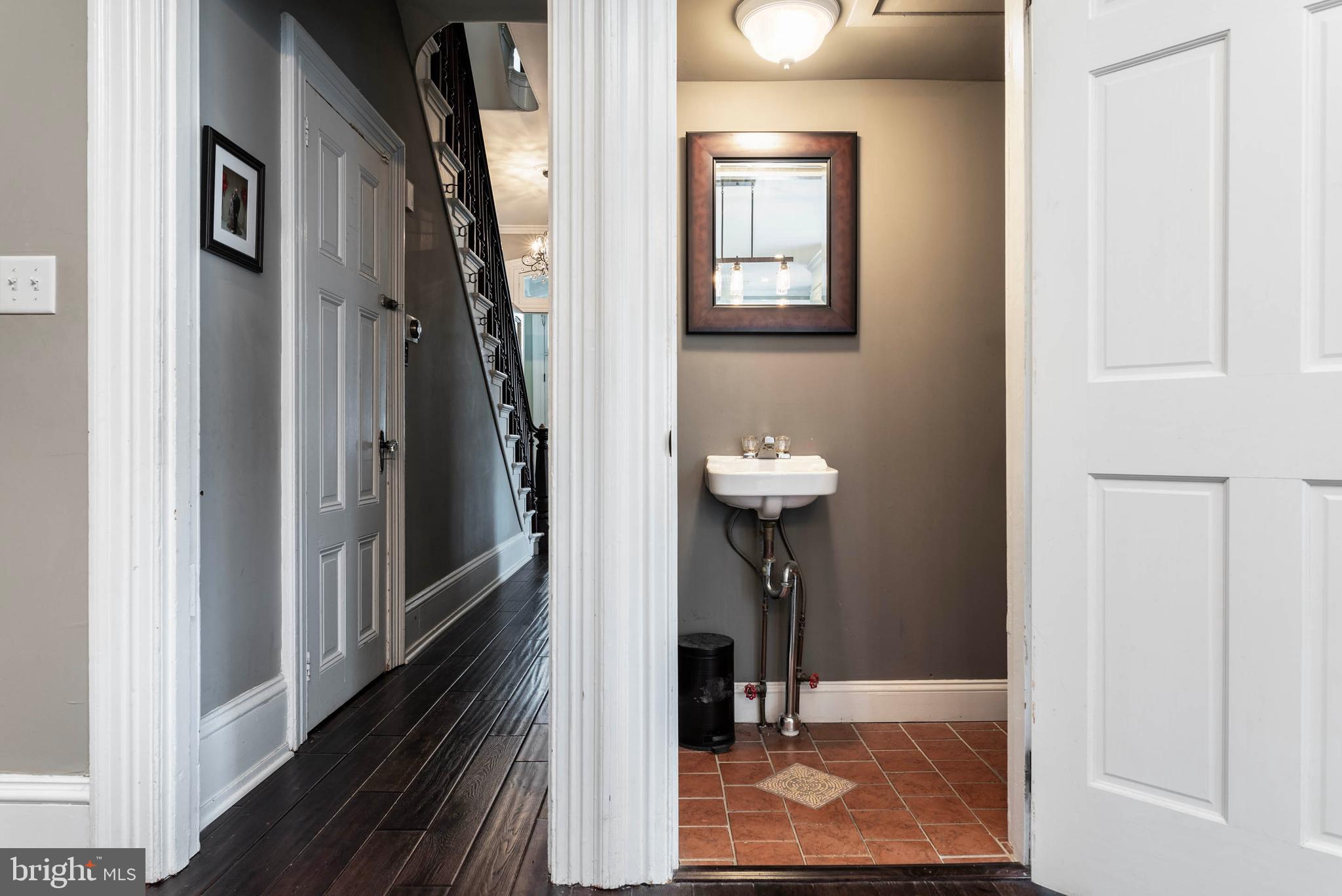 8157 Ridge Avenue Philadelphia, PA 19128 - Photo 12 of 31