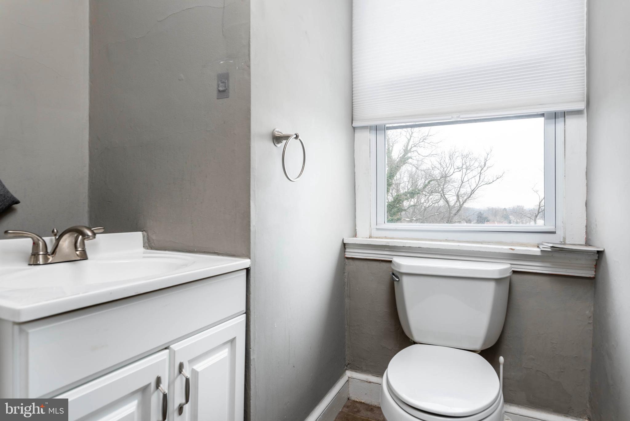 8157 Ridge Avenue Philadelphia, PA 19128 - Photo 27 of 31