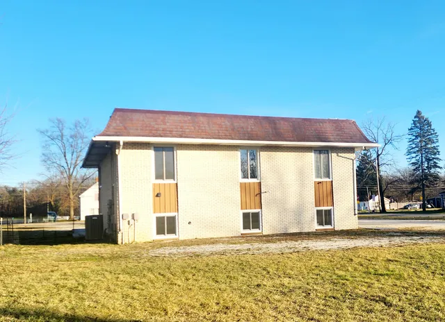 $174,900 | 13910 Highway 40, Gobles, MI 49055
