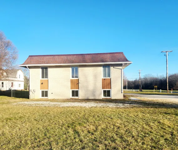 $174,900 | 13910 Highway 40, Gobles, MI 49055