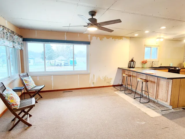 $174,900 | 13910 Highway 40, Gobles, MI 49055