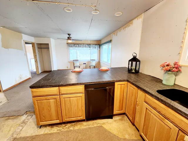 $174,900 | 13910 Highway 40, Gobles, MI 49055