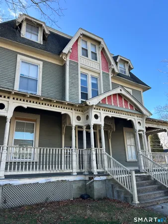 $1,500 | 214 Broadway, Unit 2, Norwich, CT 06360