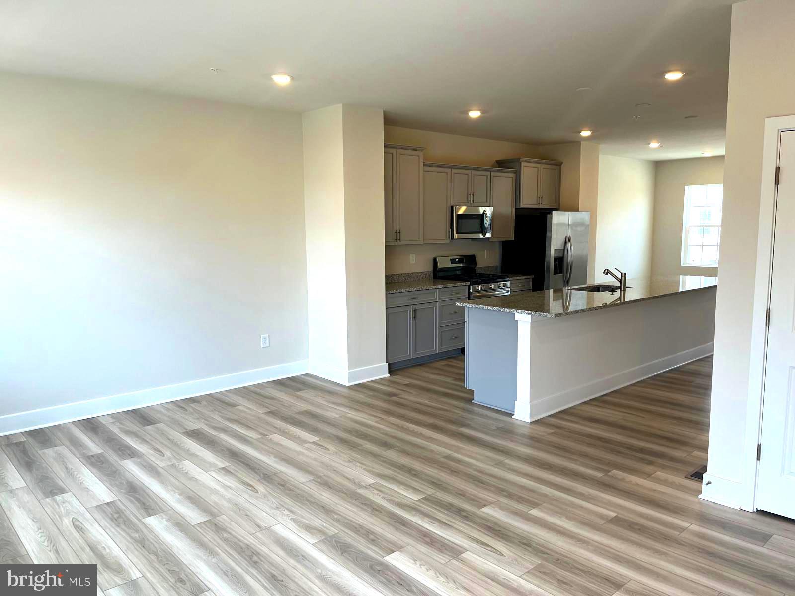 1813 Ritter Road Windsor Mill, MD 21244 - Photo 4 of 39