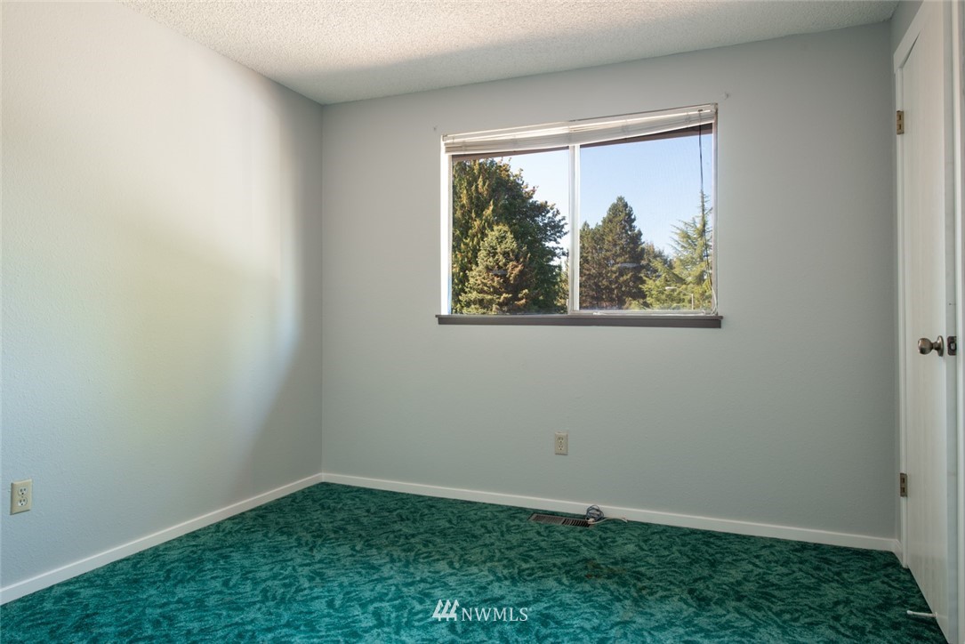 19020 131st Avenue Southeast Renton, WA 98058 - Photo 11 of 21 Gallery Image 11
