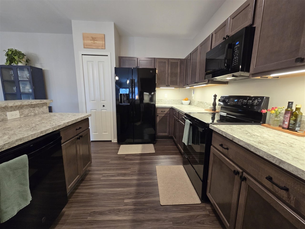 9912 Ridge Run Street Howell, MI 48855 - Photo 21 of 47 Gallery Image 21
