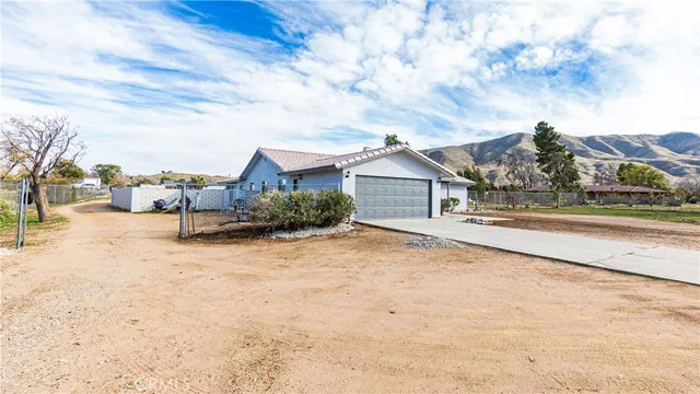 $559,000 | 9515 Juniper Street, Apple Valley, CA 92308