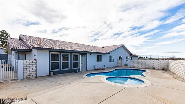 $559,000 | 9515 Juniper Street, Apple Valley, CA 92308
