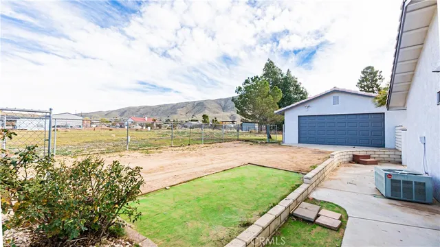 $559,000 | 9515 Juniper Street, Apple Valley, CA 92308