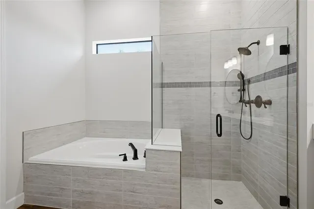 $1,249,000 | 18115 Littleton Place, Bradenton, FL 34202