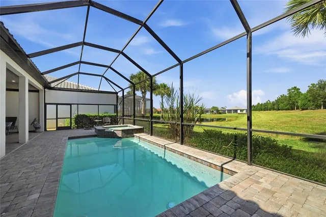 $1,249,000 | 18115 Littleton Place, Bradenton, FL 34202