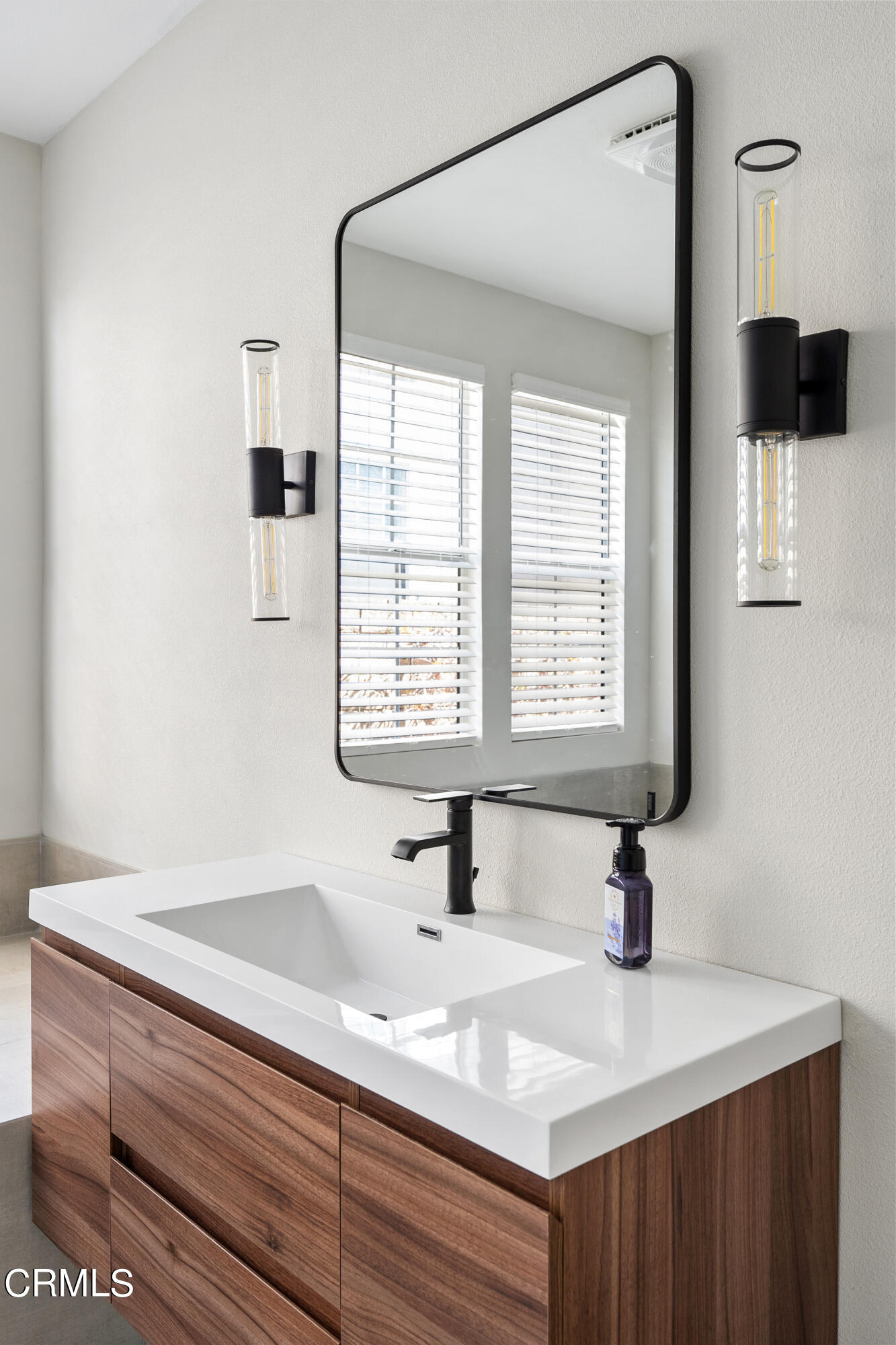 2331 Eagle Creek Lane Oxnard, CA 93036 - Photo 26 of 46 2331 Eagle Creek MLS-24