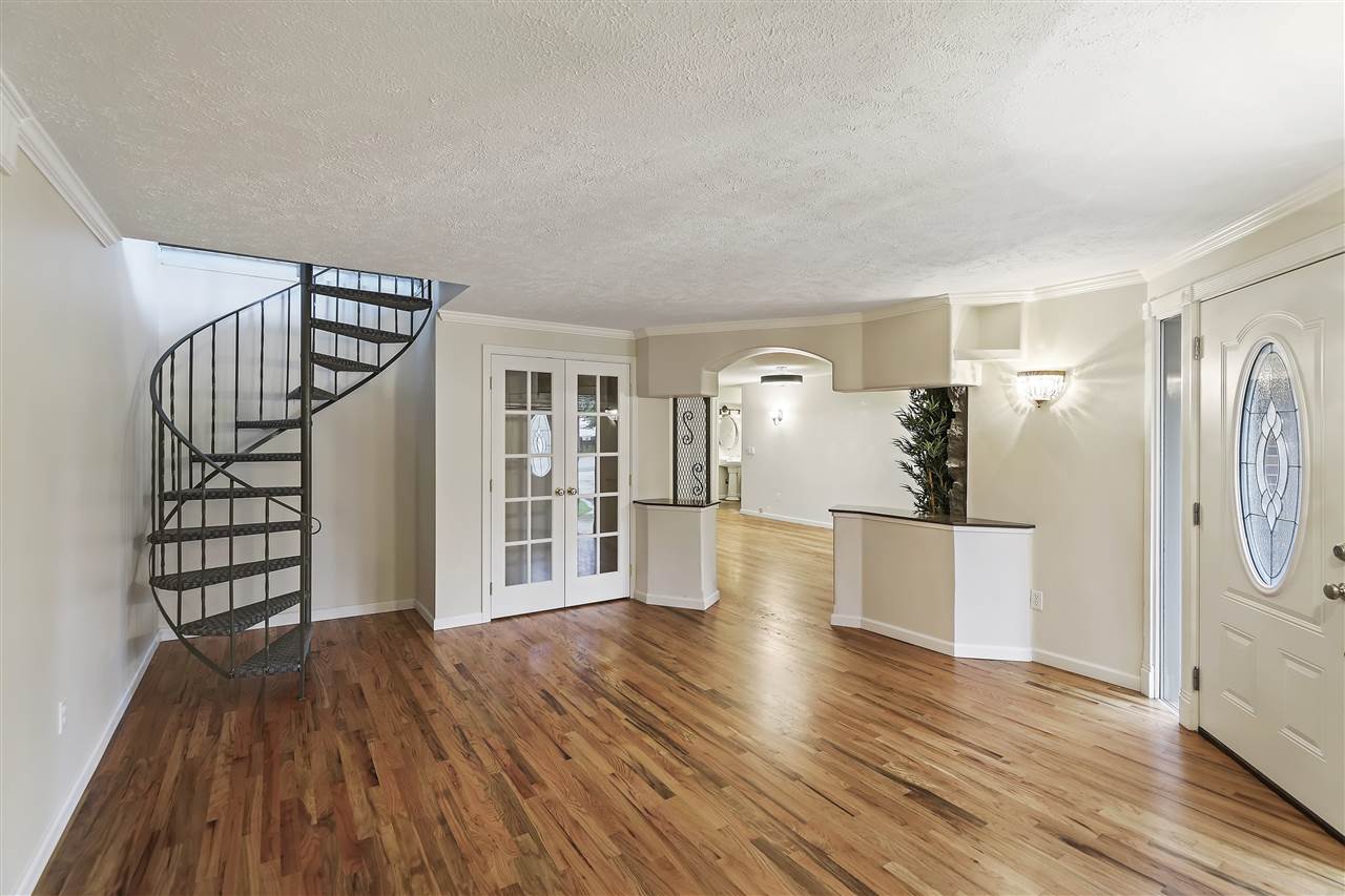 4415 North Center Road Spokane, WA 99212 - Photo 2 of 40 Gallery Image 2