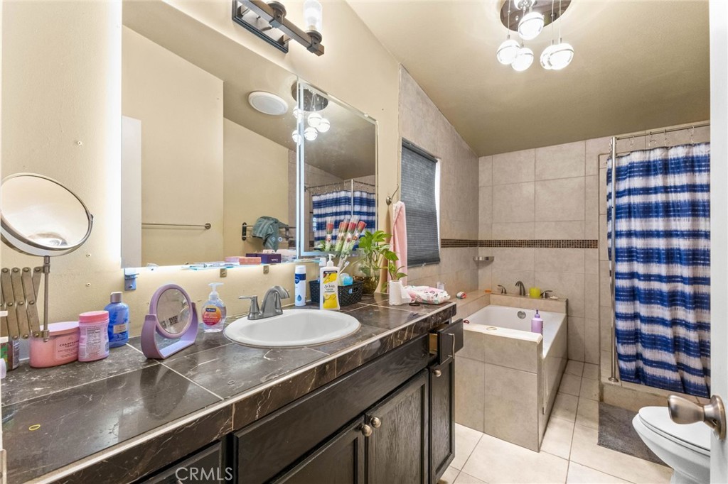 18967 Tawney Road, Unit A/B Adelanto, CA 92301 - Photo 18 of 28