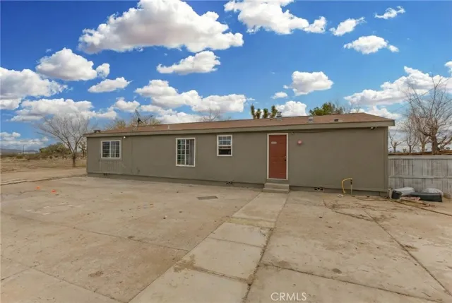 a view of a house with a space