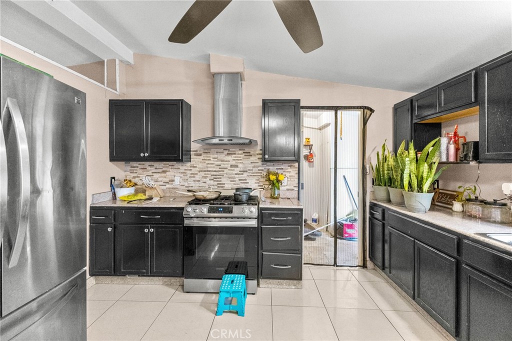 18967 Tawney Road, Unit A/B Adelanto, CA 92301 - Photo 10 of 28