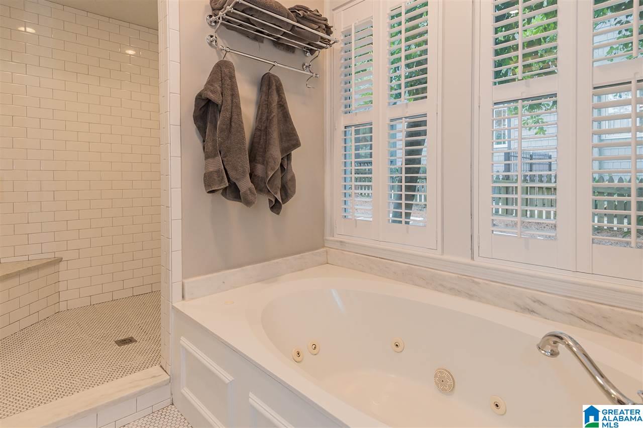 225 Ridge Road Birmingham, AL 35209 - Photo 20 of 36
