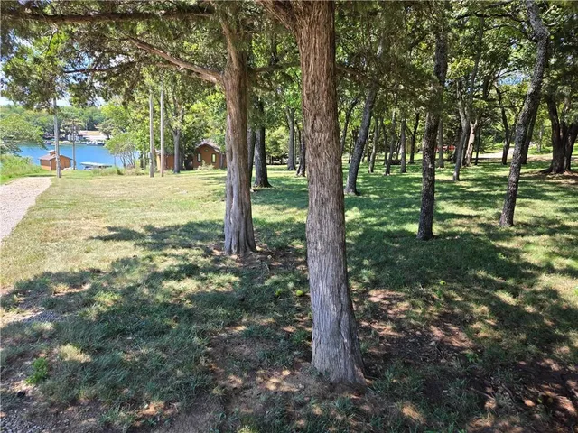 $128,000 | 69 East Sugar Lake Drive, Mound City, KS 66056