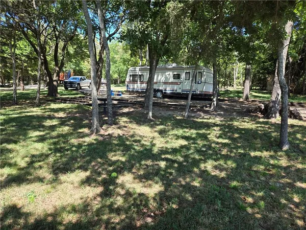$125,000 | 69 East Sugar Lake Drive, Mound City, KS 66056