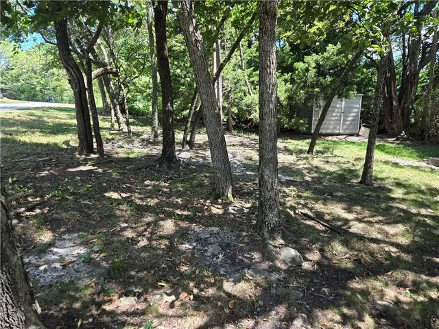 $128,000 | 69 East Sugar Lake Drive, Mound City, KS 66056