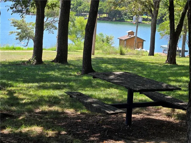 $128,000 | 69 East Sugar Lake Drive, Mound City, KS 66056