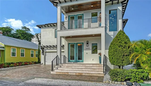 $3,100,000 | 1659 Devonshire Lane, Sarasota, FL 34236