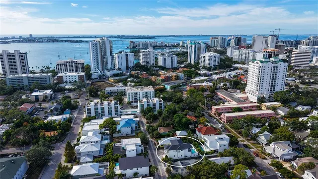 $3,100,000 | 1659 Devonshire Lane, Sarasota, FL 34236
