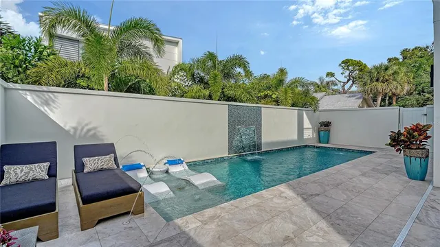 $3,100,000 | 1659 Devonshire Lane, Sarasota, FL 34236