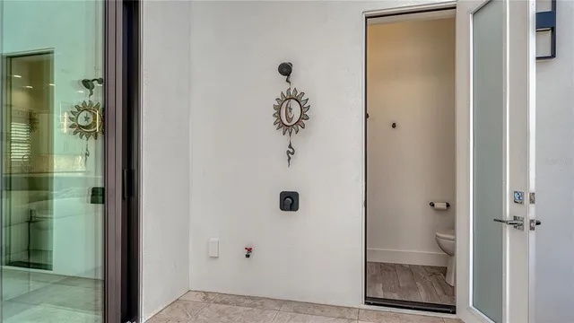 $3,100,000 | 1659 Devonshire Lane, Sarasota, FL 34236