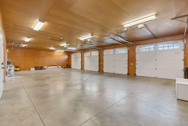 $2,150,000 | 78-98 Hussey Hill Road, Oakland, ME 04963