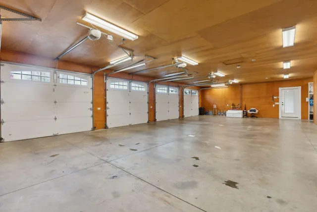 $2,150,000 | 78-98 Hussey Hill Road, Oakland, ME 04963