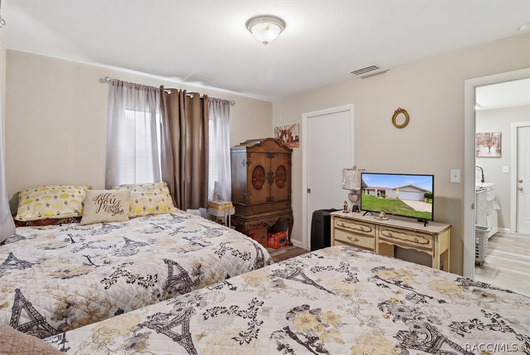 2507 Bluegrass Street Inverness, FL 34453 - Photo 29 of 43 2nd bedroom with private access to main bath