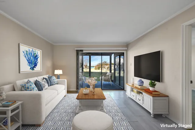 $230,000 | 104 Lakeview Terrace, Unit D, Conroe, TX 77356