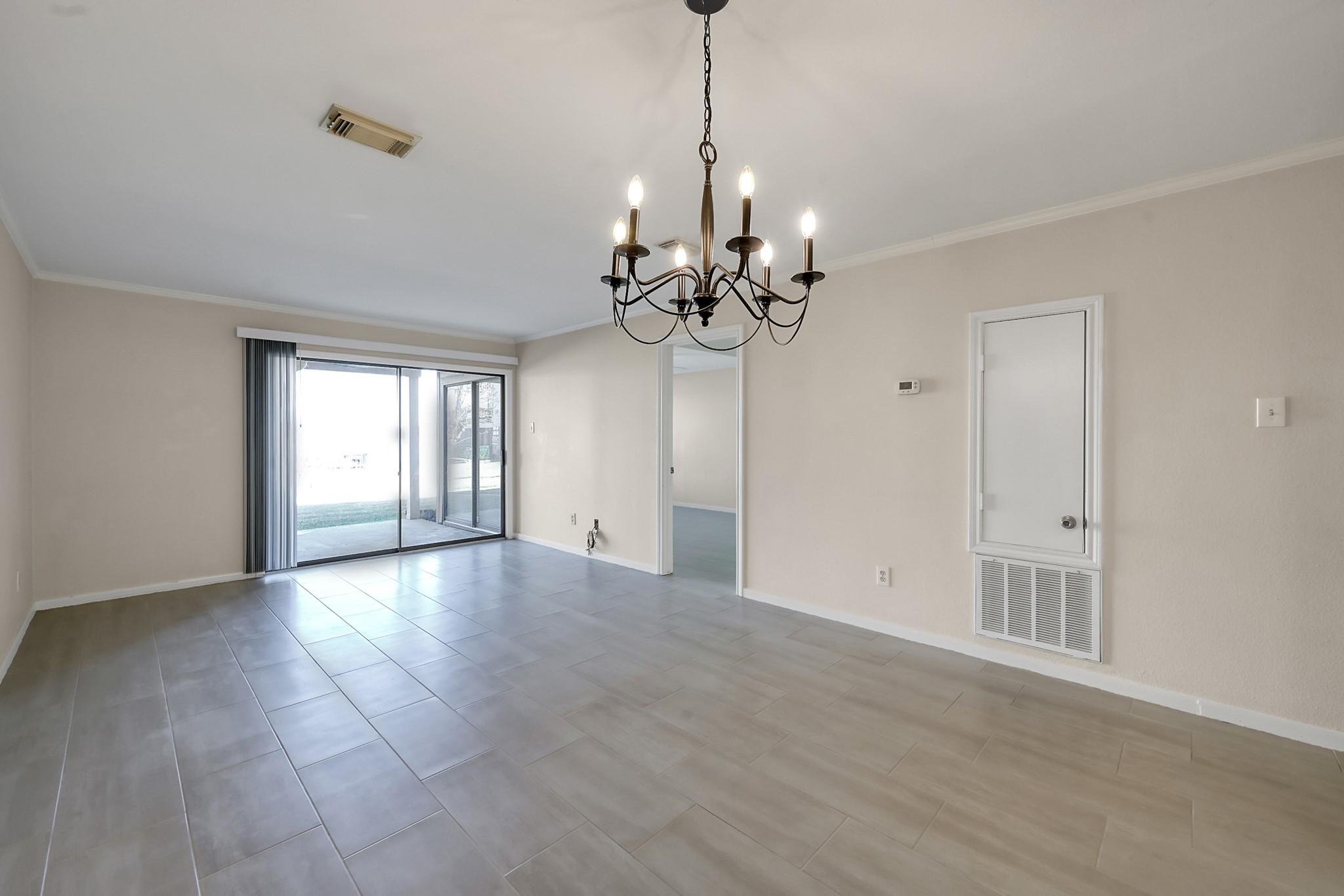 104 Lakeview Terrace, Unit D Conroe, TX 77356 - Photo 12 of 34