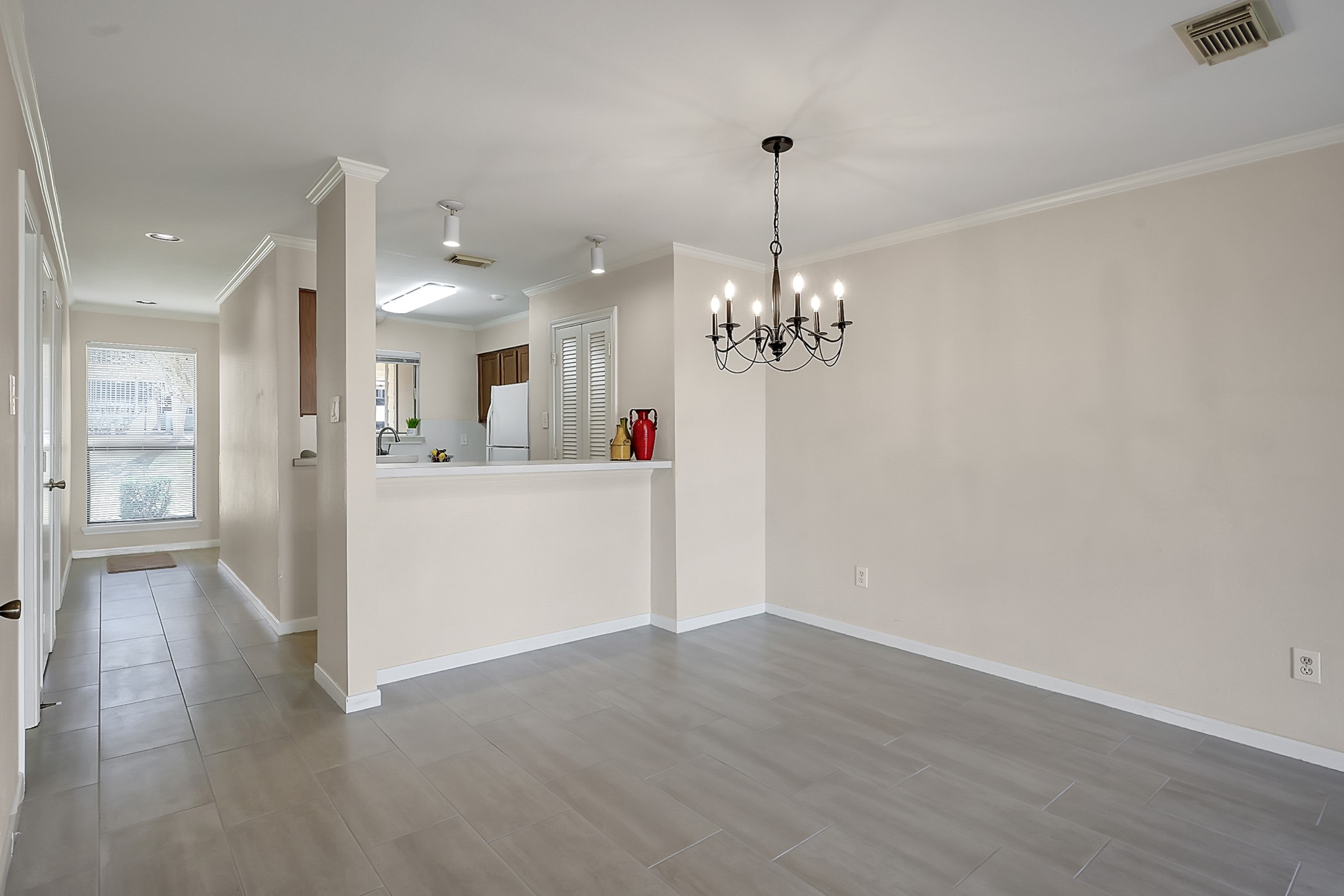 104 Lakeview Terrace, Unit D Conroe, TX 77356 - Photo 13 of 34