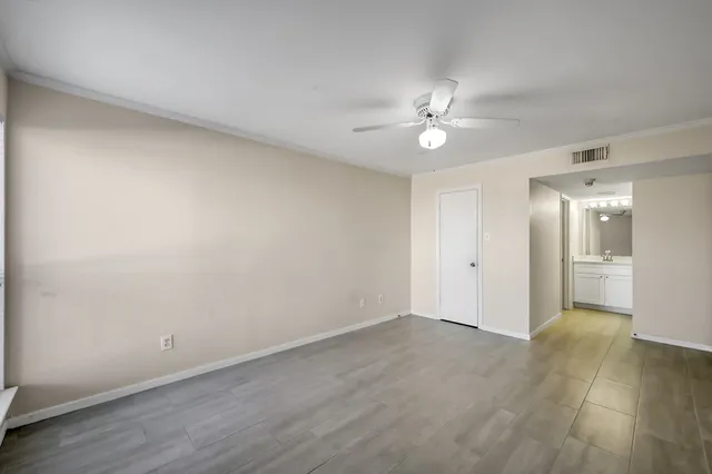 $230,000 | 104 Lakeview Terrace, Unit D, Conroe, TX 77356