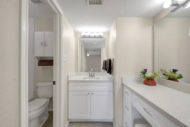 $230,000 | 104 Lakeview Terrace, Unit D, Conroe, TX 77356