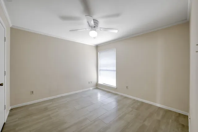 $230,000 | 104 Lakeview Terrace, Unit D, Conroe, TX 77356