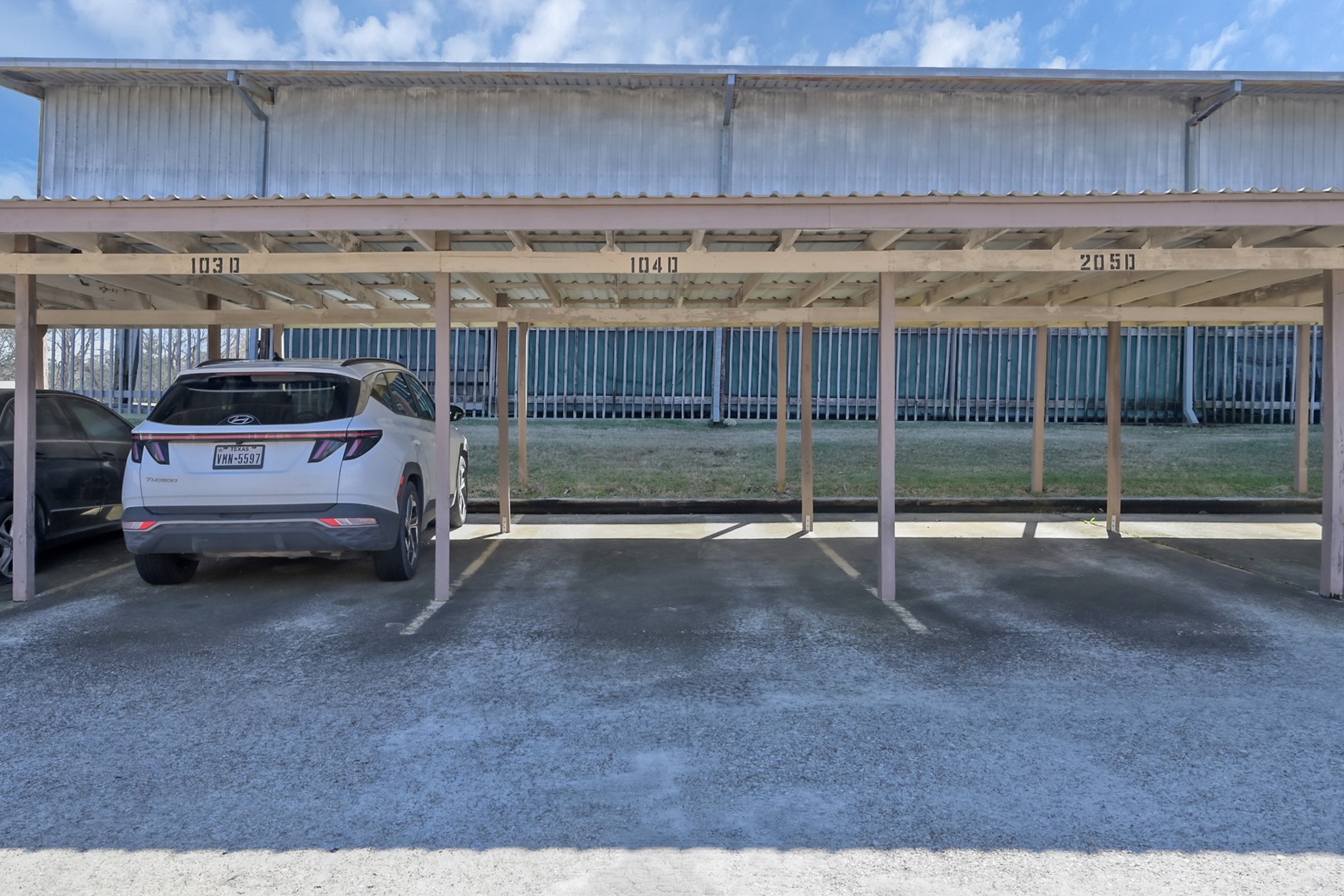 104 Lakeview Terrace, Unit D Conroe, TX 77356 - Photo 27 of 34