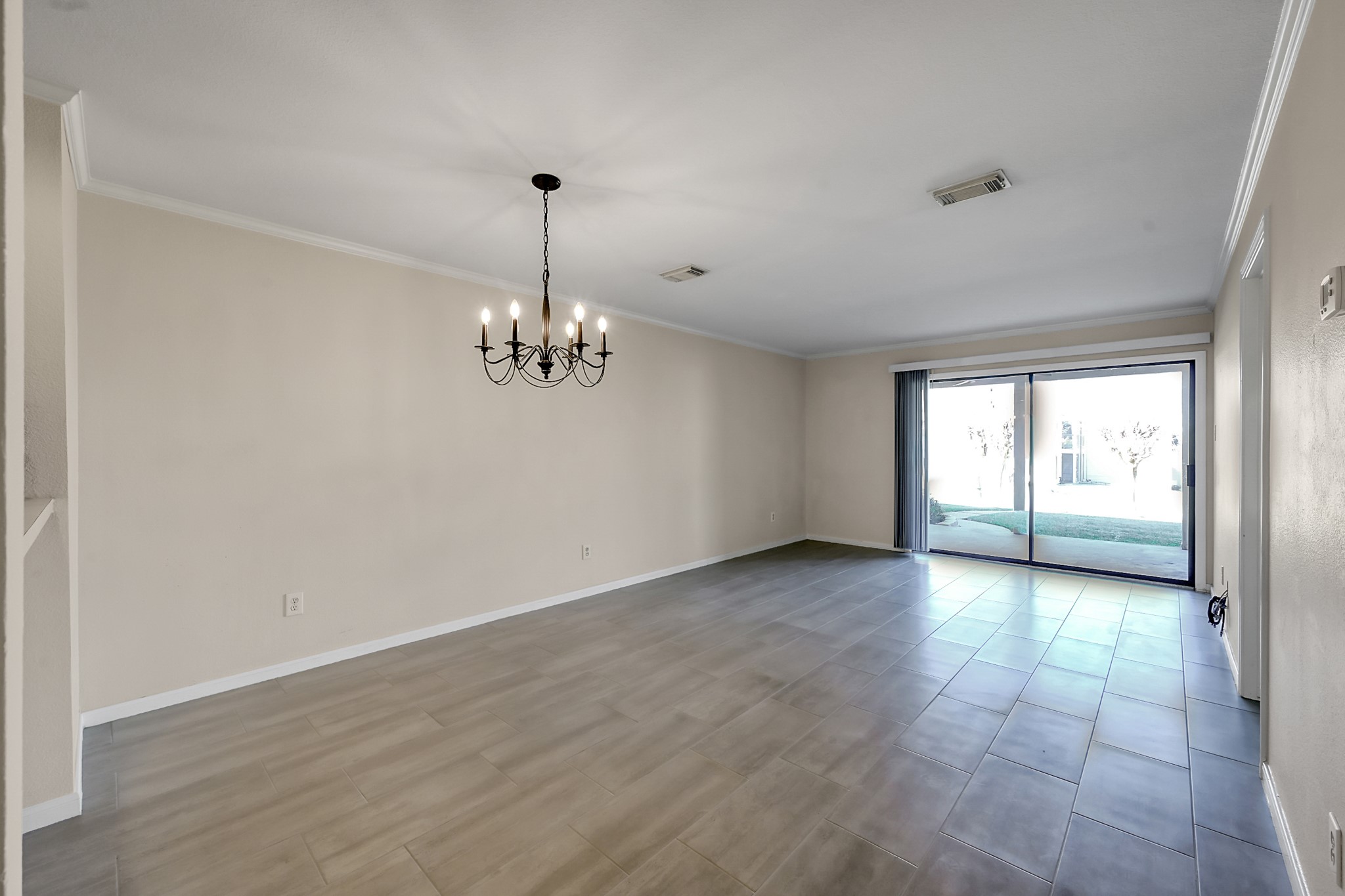 104 Lakeview Terrace, Unit D Conroe, TX 77356 - Photo 10 of 34