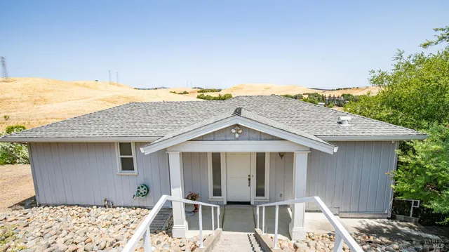 $1,300,000 | 3114 Lomita Court, Fairfield, CA 94534